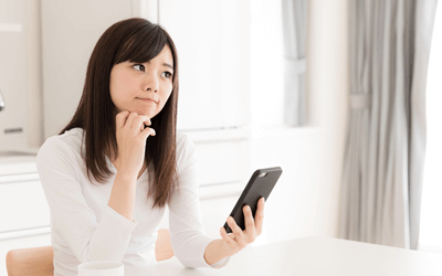内定を辞退・保留したい場合は速やかに担当者へ電話する
