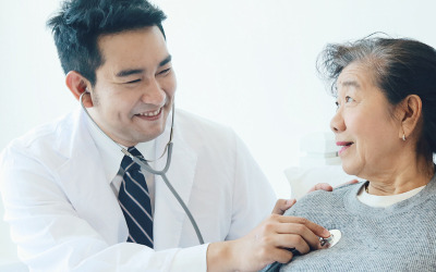 医師との距離が近く指示がすぐに確認でき勉強になる