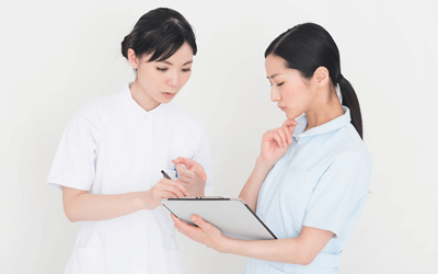 看護助手(介護スタッフ)への指示出し