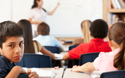 学校に行かない、遅刻するなど「非行」に走る