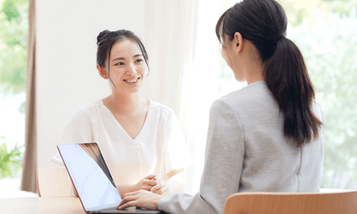 知人から紹介してもらう