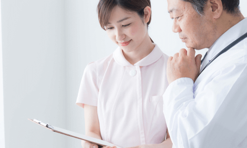 様々な部署のスタッフと知り合い連携できる