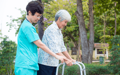 患者のADL介助・安全確保