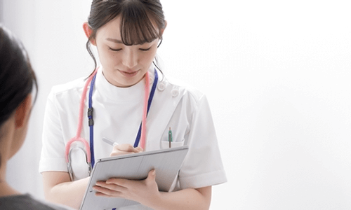 患者へ治療の説明や不安の解消